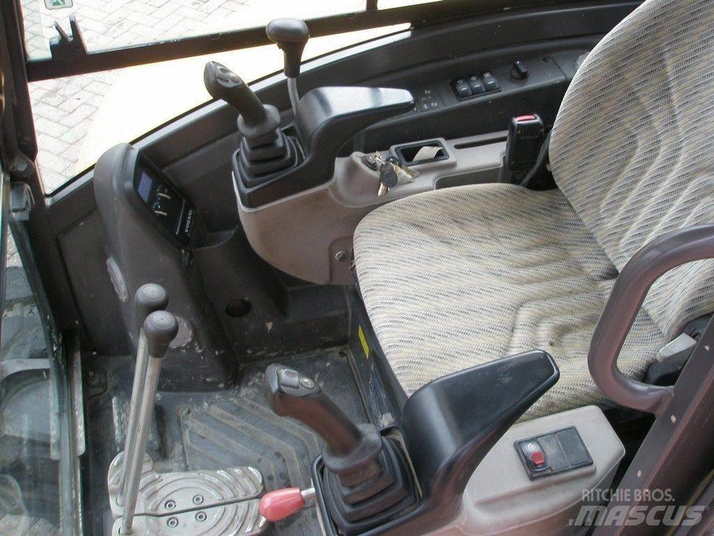 Volvo ECR50D 소형 굴삭기 7톤 미만