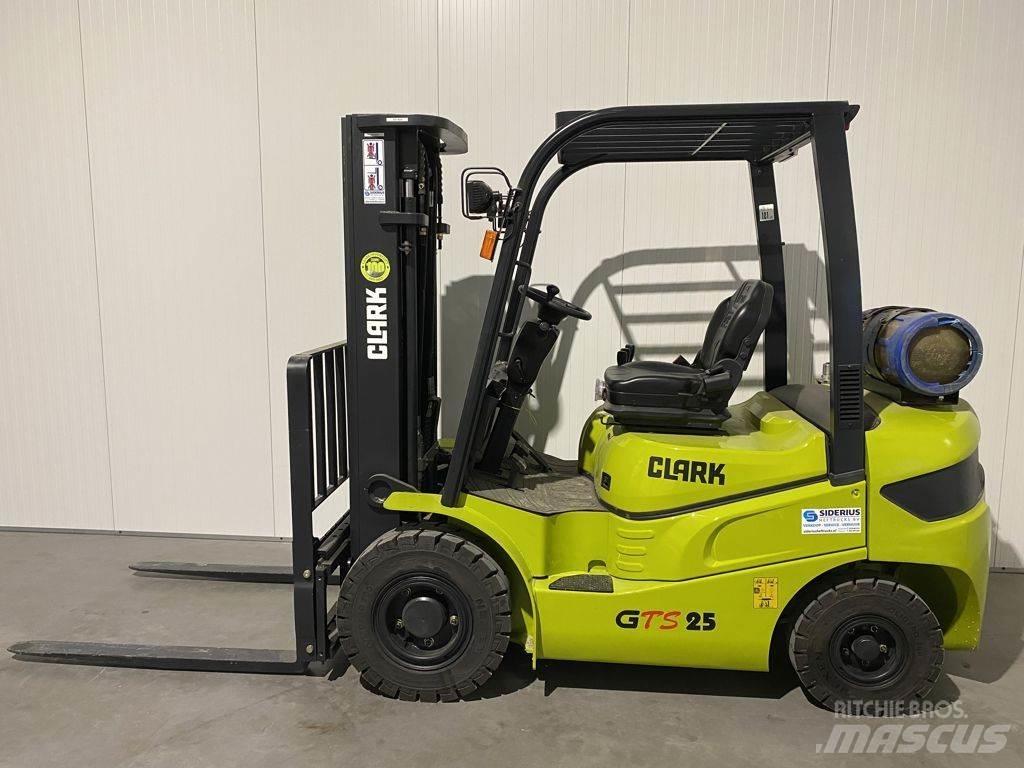 Clark GTS25 LPG 지게차