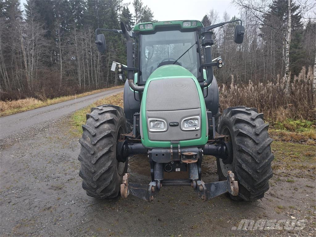 Valtra T190 7.4 트랙터