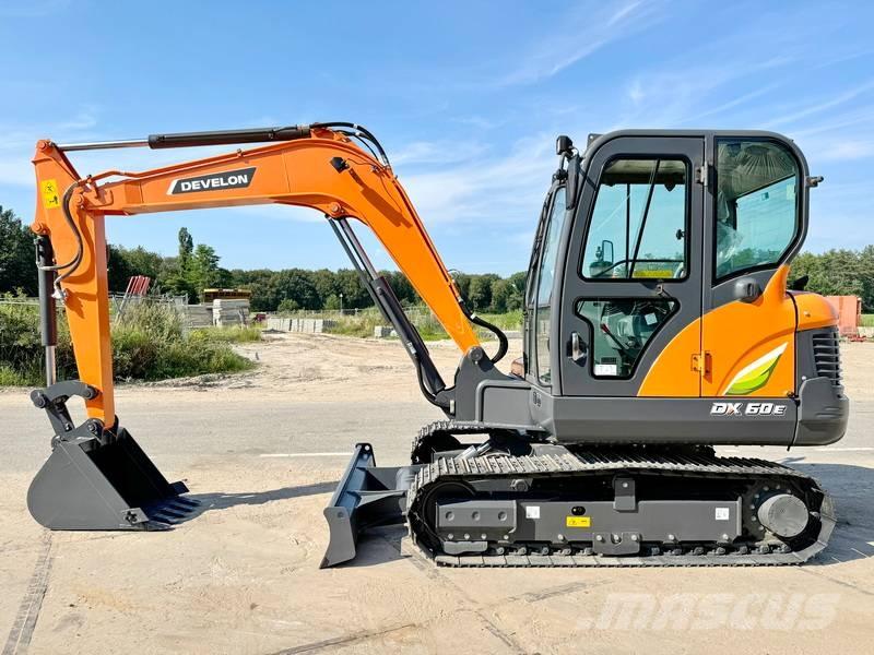Doosan DX60E-10N NEW! 소형 굴삭기 7톤 미만