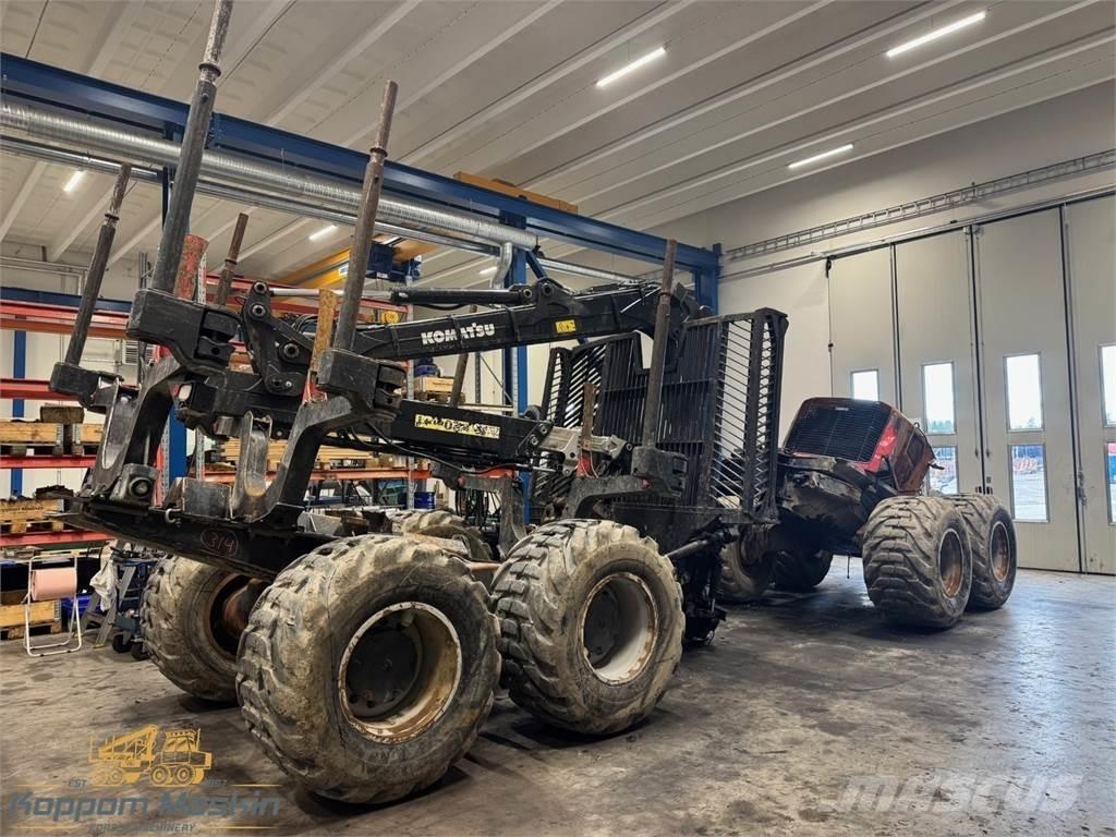 Komatsu 855 원목 포워더