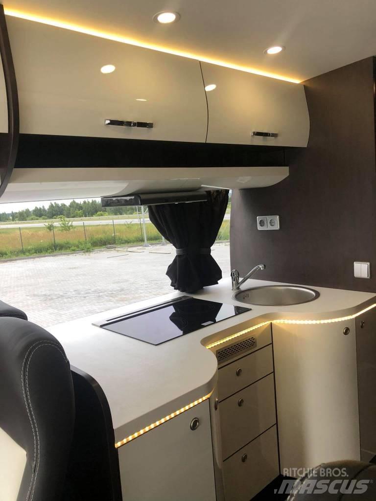 Volvo B12B 9900 코치(장거리 버스)