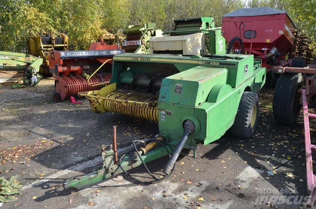 John Deere 468 각형 곤포기