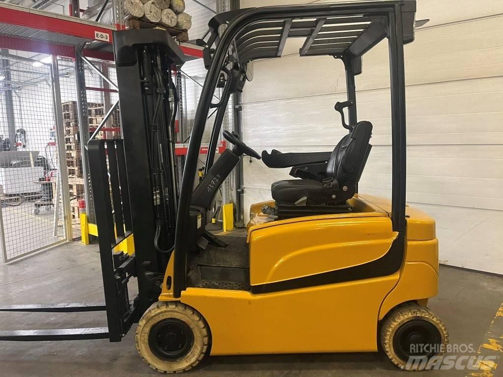 Yale ERP 16 VF 전동 지게차