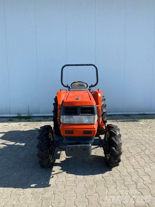 Kubota GL260 소형 트랙터