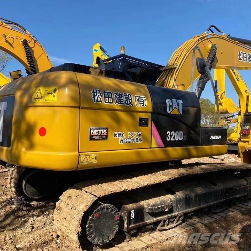 CAT 320 D 대형 굴삭기 29톤 이상