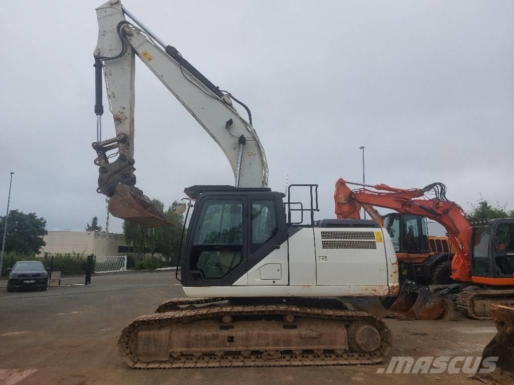 CASE CX 210 D 대형 굴삭기 29톤 이상