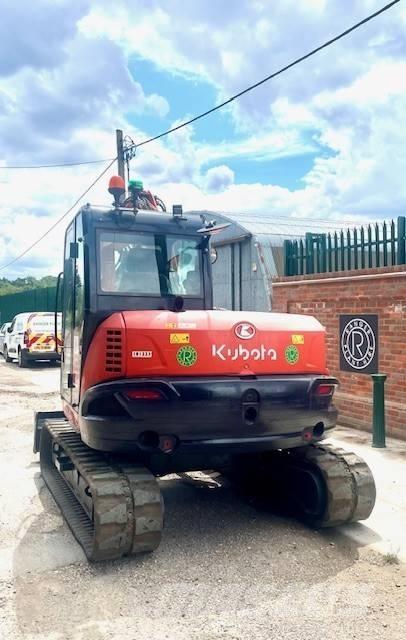 Kubota KX 080-4 중형굴삭기 7톤-28톤