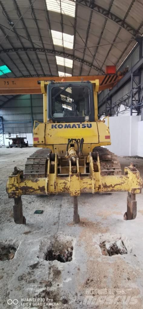 Komatsu DX 65 크롤러 도저