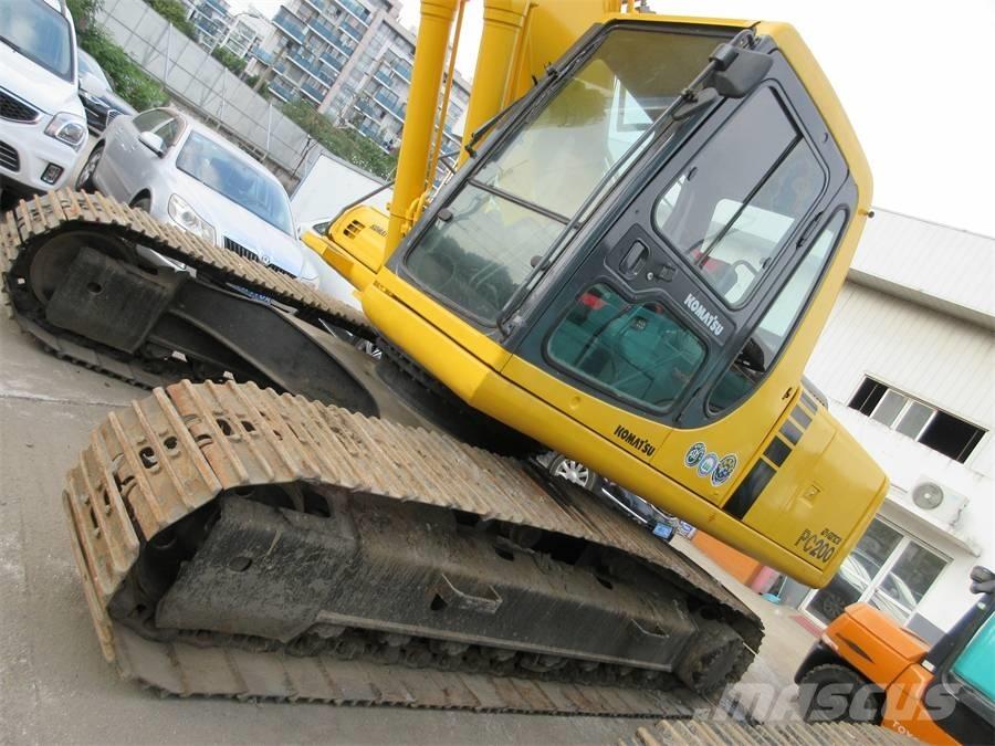 Komatsu PC 200-6 대형 굴삭기 29톤 이상