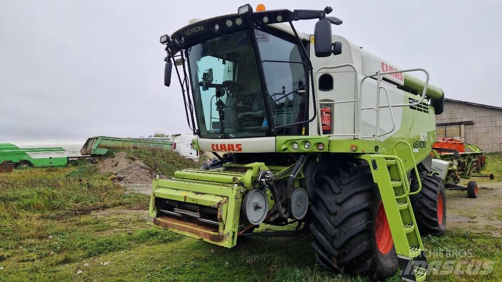 CLAAS Lexion 670 콤바인 수확기