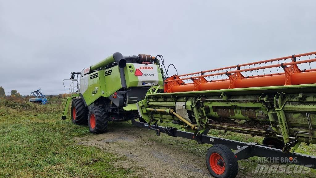 CLAAS Lexion 670 콤바인 수확기