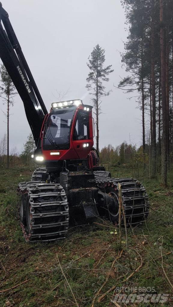 Komatsu 931 XC 원목 하베스터