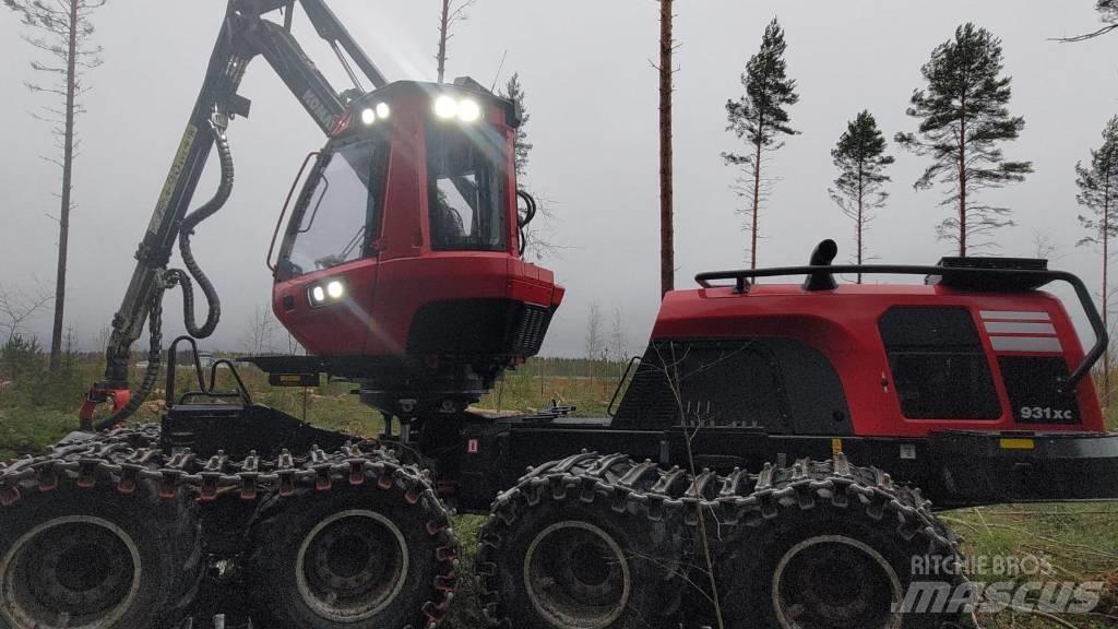 Komatsu 931 XC 원목 하베스터