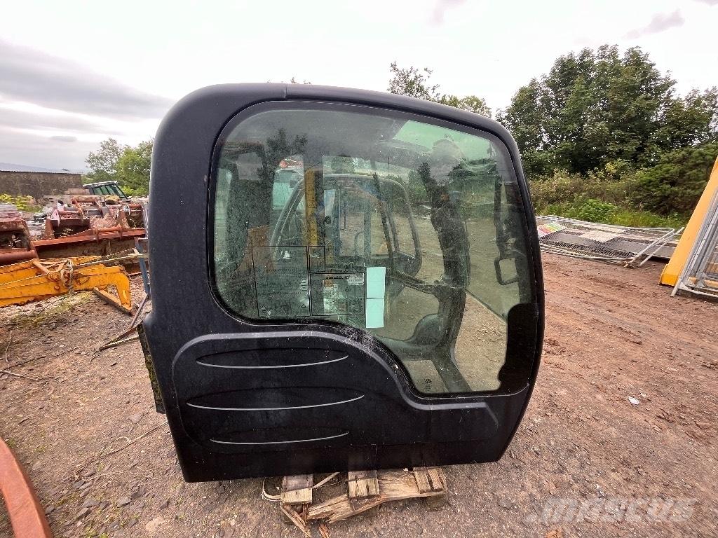 JCB JS220 Cabin / Cab 대형 굴삭기 29톤 이상