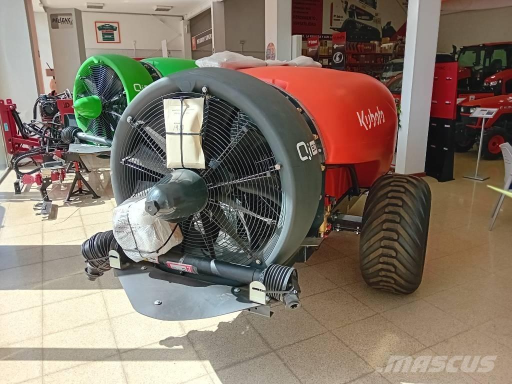 Kubota XTA3120 견인형 분무기