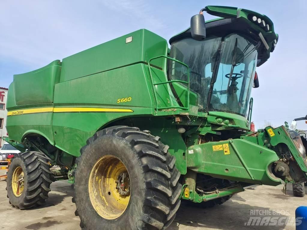 John Deere S660 콤바인 수확기