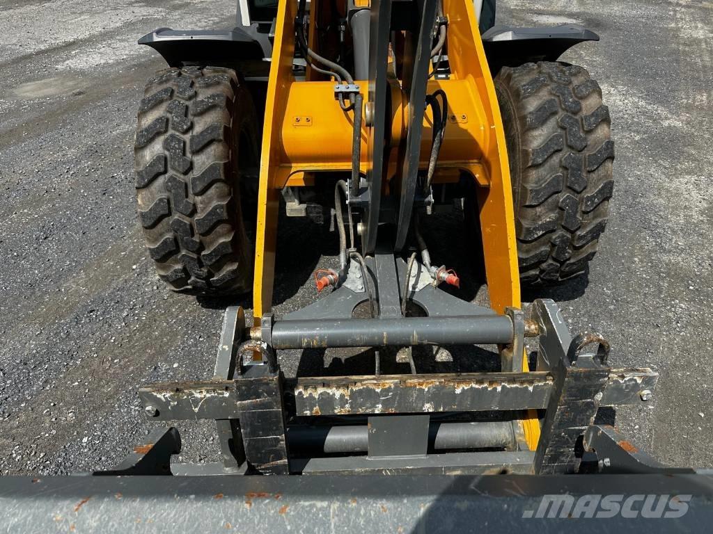 Liebherr 504 Compact  휠로우더