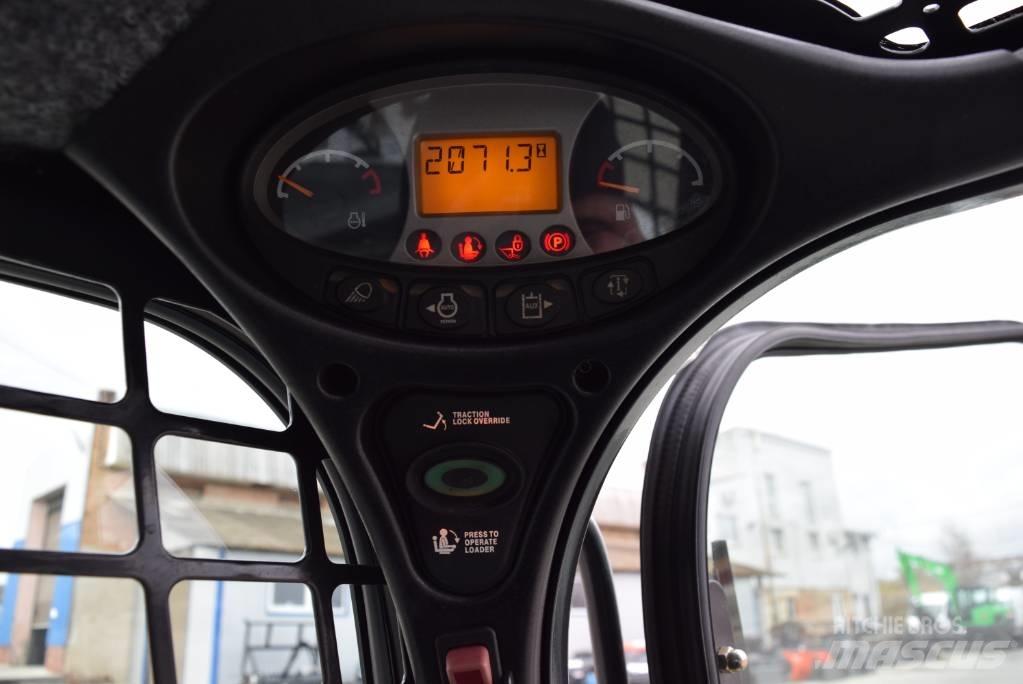 Bobcat S 530  스키드로더