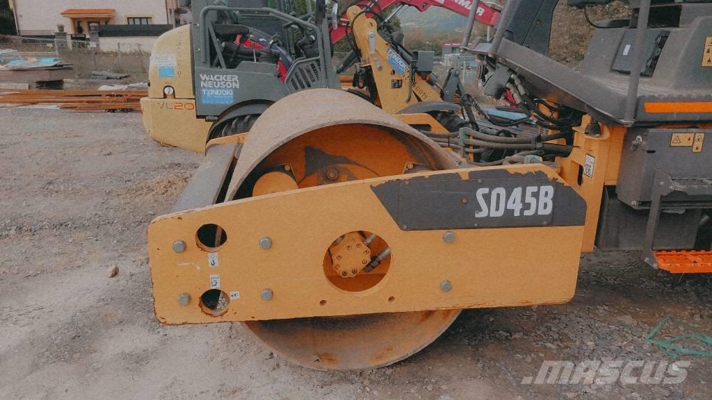 Volvo SD 45 B 싱글 드럼 롤러
