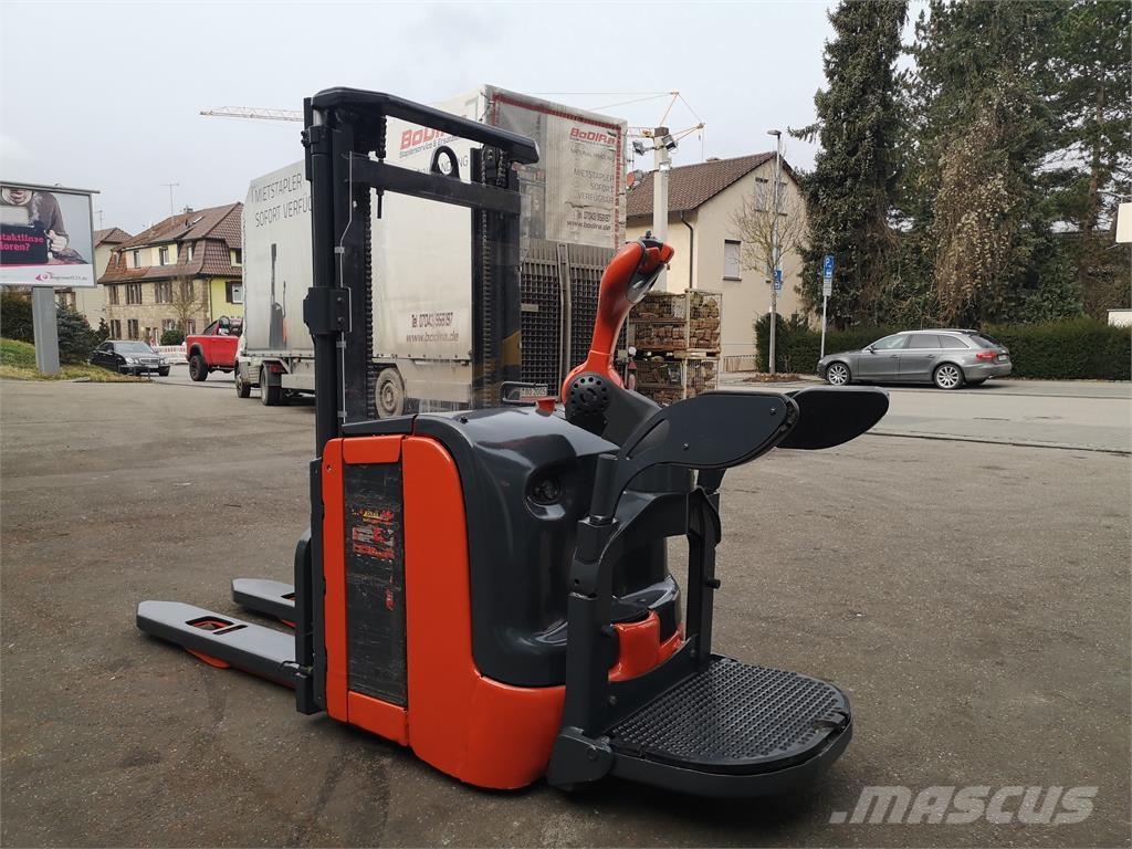 Linde L16 AP 보행식 리치 지게차