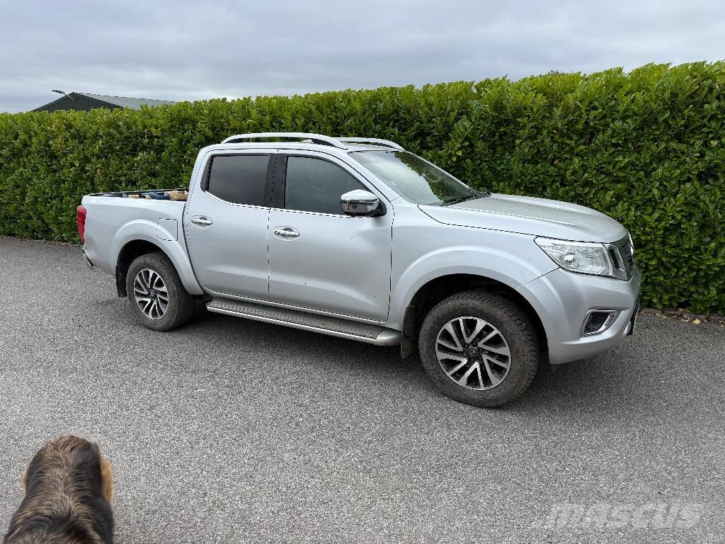 Nissan Navara 픽업/드롭사이드