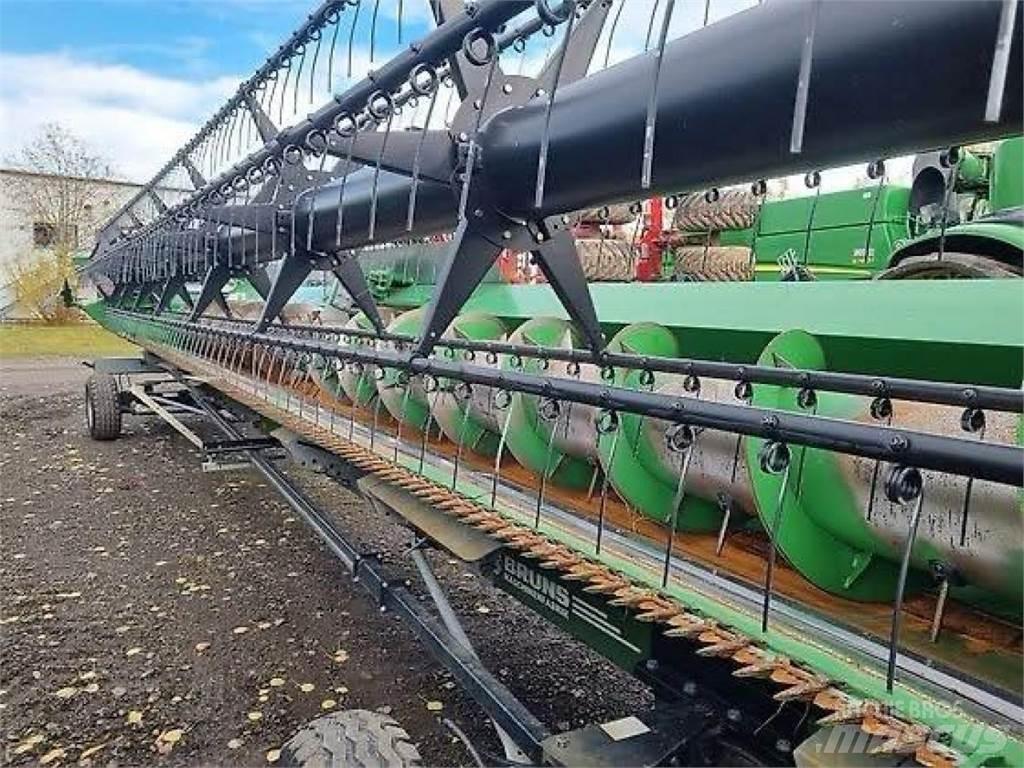 John Deere S 685 i 콤바인 수확기