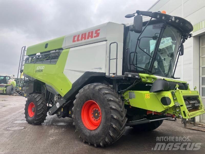 CLAAS LEXION 6700 콤바인 수확기