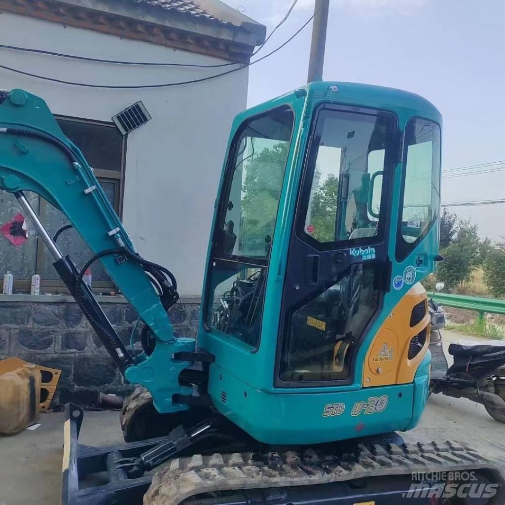Kubota U 30 소형 굴삭기 7톤 미만