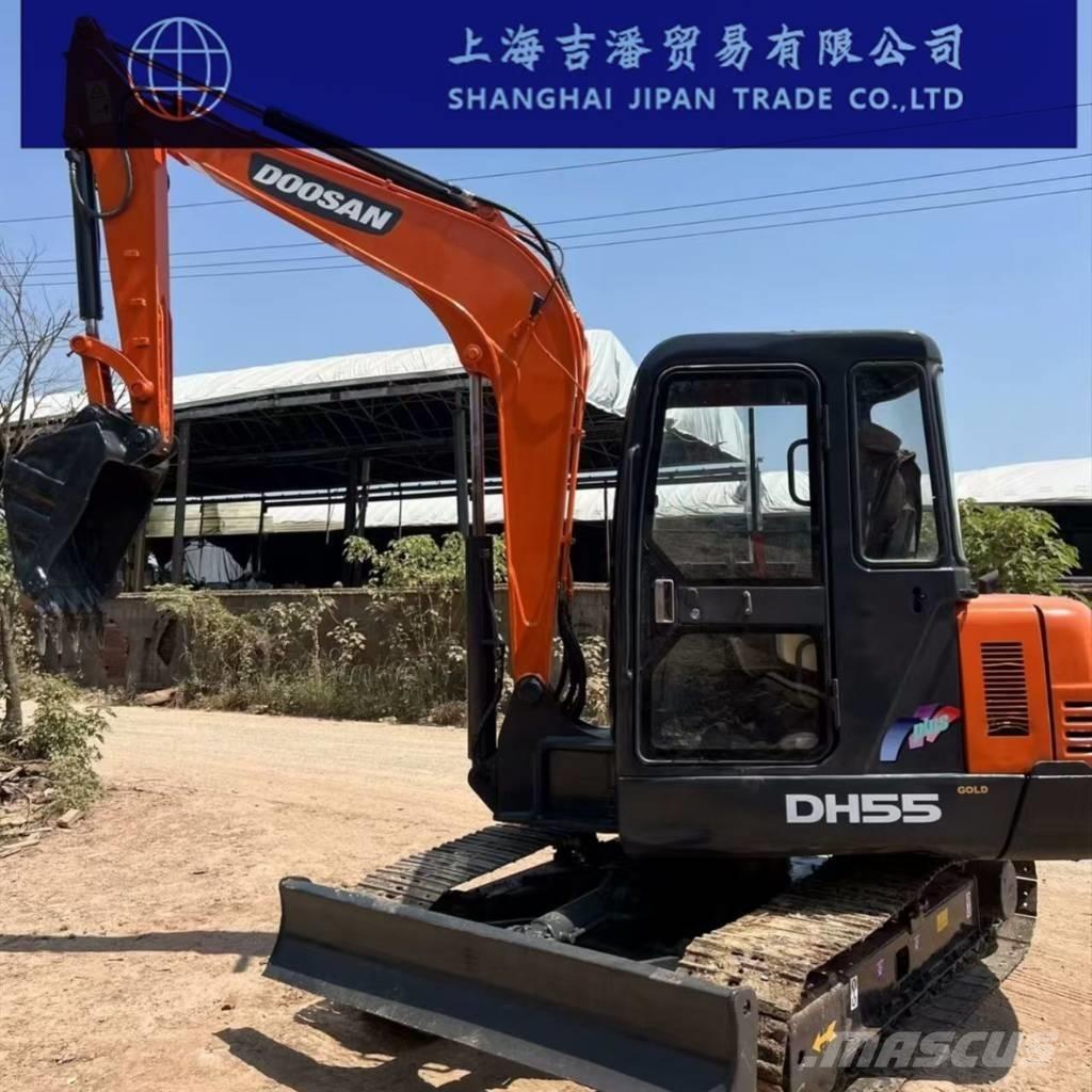 Doosan DH 55 소형 굴삭기 7톤 미만