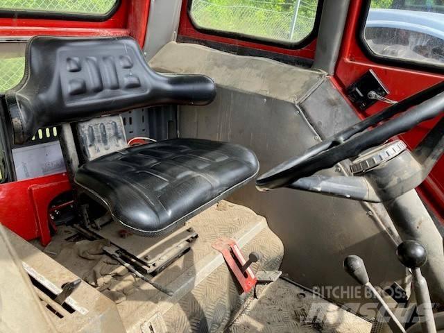 Massey Ferguson 1080 트랙터