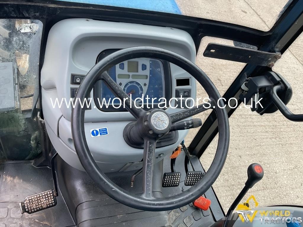 New Holland T 4.95 F 트랙터