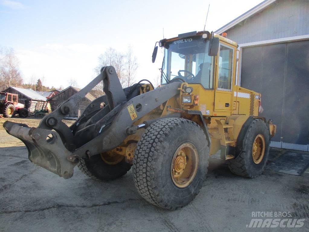 Volvo L 70 D  휠로우더