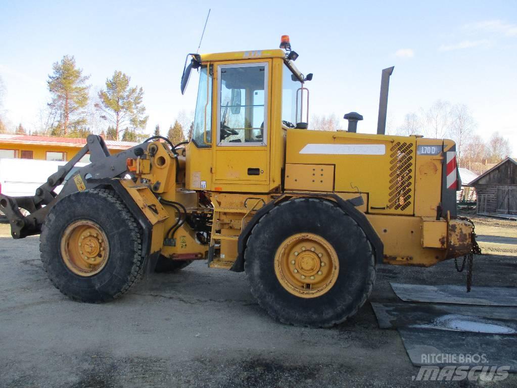 Volvo L 70 D  휠로우더