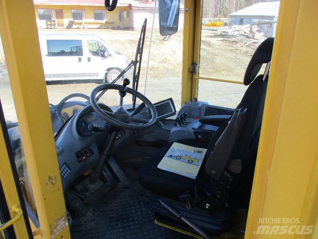 Volvo L 70 D  휠로우더