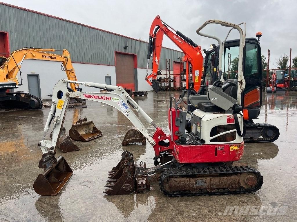 Takeuchi TB 210 R 소형 굴삭기 7톤 미만