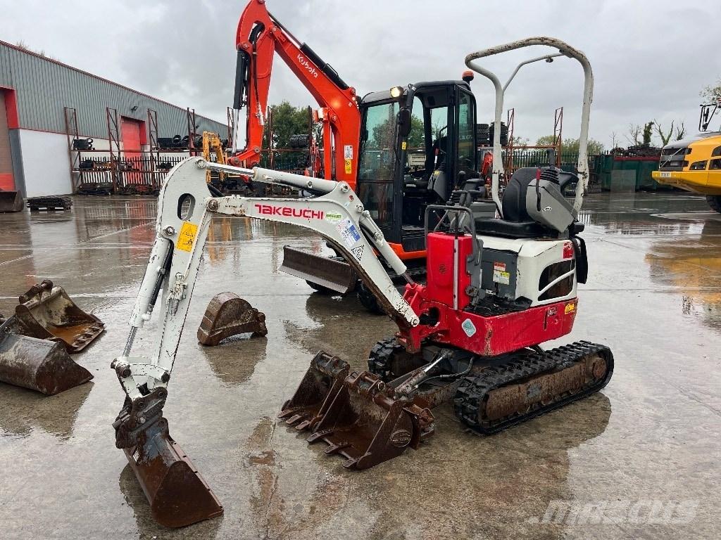 Takeuchi TB 210 R 소형 굴삭기 7톤 미만