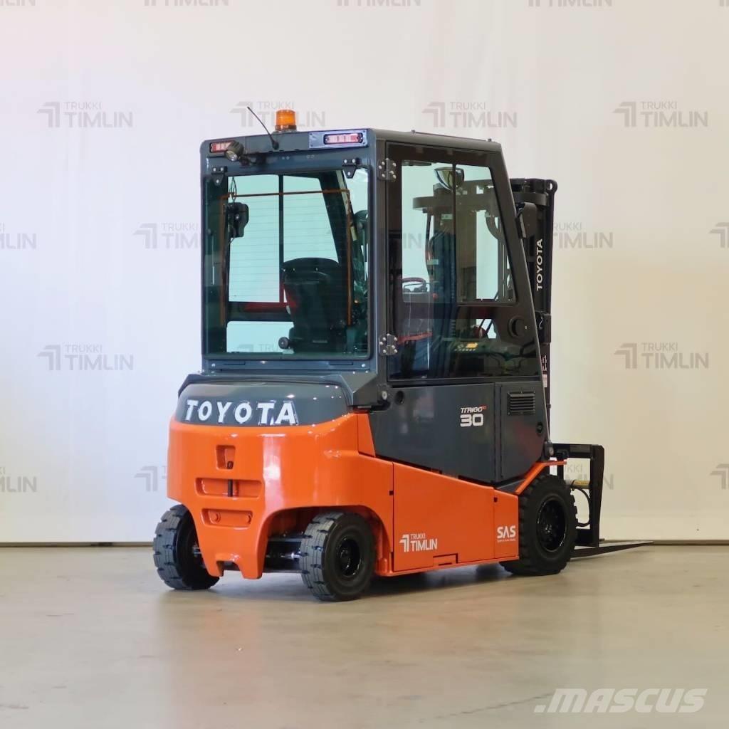Toyota 8FBMT30 전동 지게차