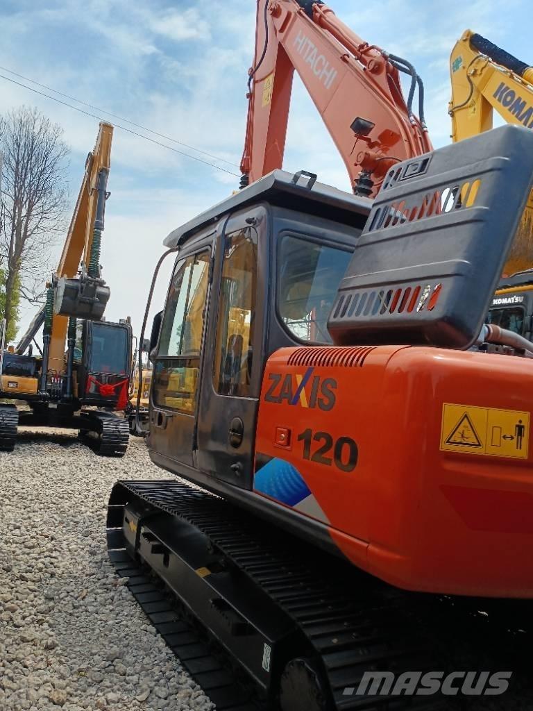Hitachi ZX 120 대형 굴삭기 29톤 이상