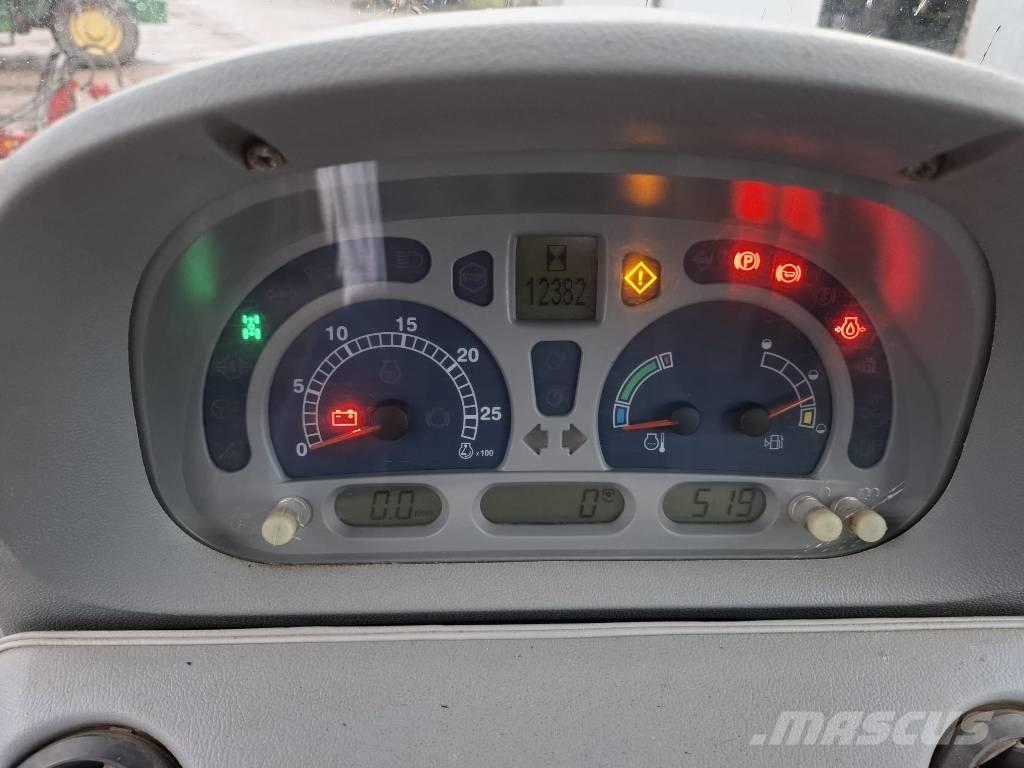 New Holland T 6030 트랙터