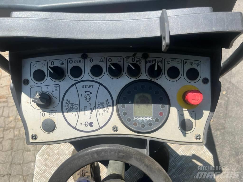 Bomag BW 120 AD-5 트윈 드럼 롤러
