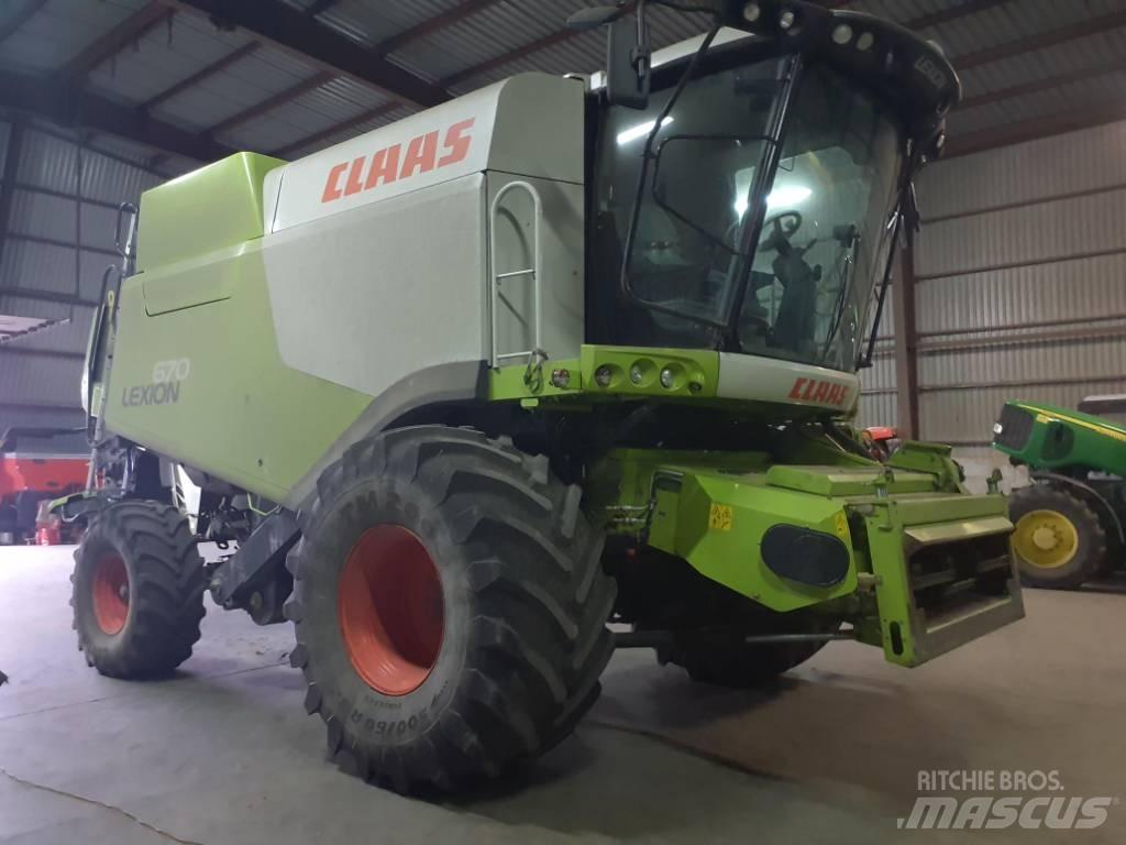 CLAAS Lexion 670 콤바인 수확기