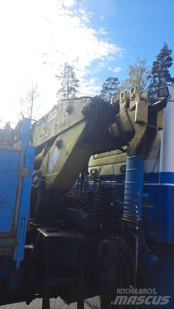 Volvo F 12 크레인 트럭