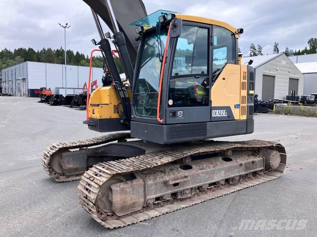 Volvo ECR 235 E 대형 굴삭기 29톤 이상