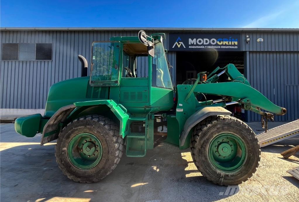 CASE 521 D  휠로우더