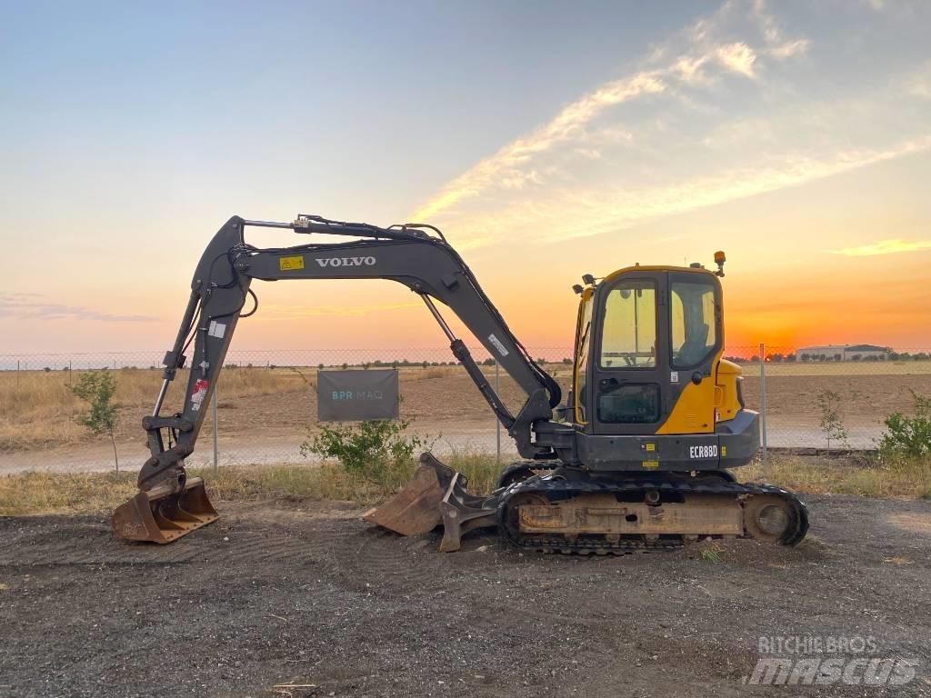 Volvo ECR 88 D 중형굴삭기 7톤-28톤
