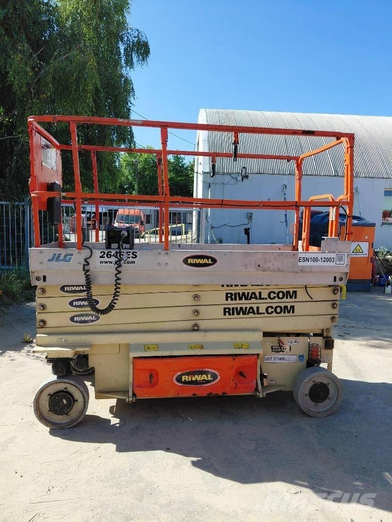 JLG 2646ES 가위형 리프트