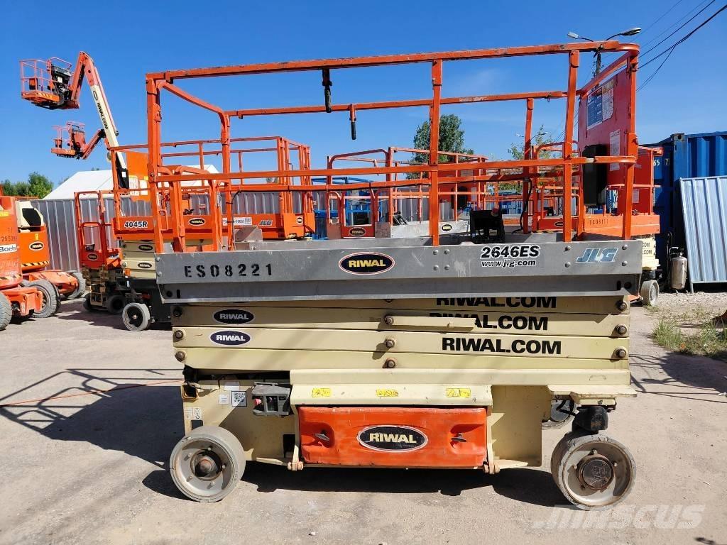 JLG 2646ES 가위형 리프트
