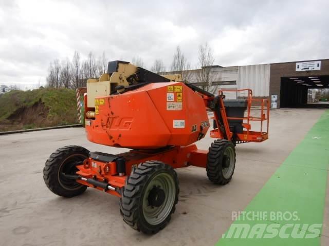 JLG 340AJ 관절형 전동이동 리프트