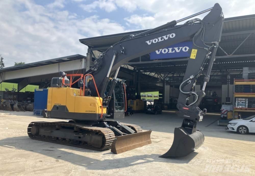 Volvo ECR235EL 대형 굴삭기 29톤 이상